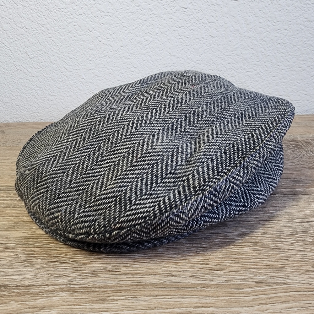 VINTAGE Wool Herringbone Flat Newsboy Cap Hat Snap Bill Made In USA